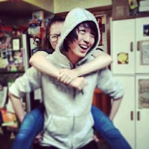 Meet your Posher, Crystal